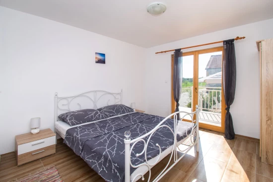 Domek Severní Dalmácie - Lišane Tinjske DA 8254 N1