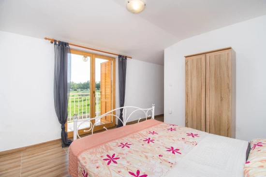 Domek Severní Dalmácie - Lišane Tinjske DA 8254 N1