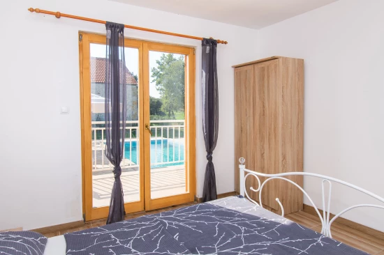 Domek Severní Dalmácie - Lišane Tinjske DA 8254 N1