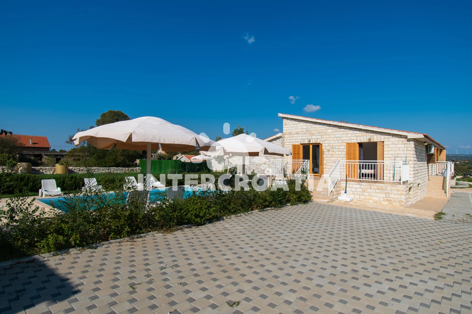 Domek Severní Dalmácie - Lišane Tinjske DA 8256 N1