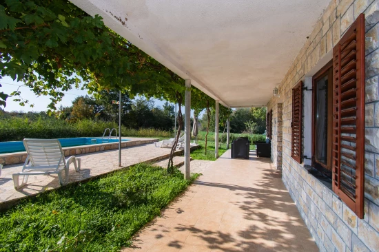 Domek Severní Dalmácie - Lišane Tinjske DA 8257 N1