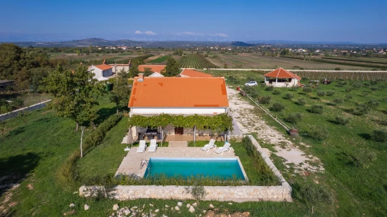 Domek Severní Dalmácie - Lišane Tinjske DA 8257 N1