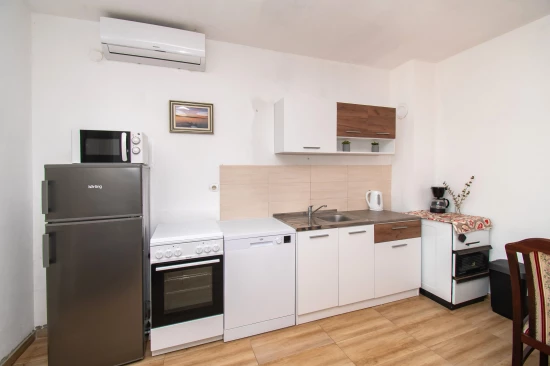 Domek Severní Dalmácie - Lišane Tinjske DA 8257 N1