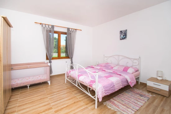 Domek Severní Dalmácie - Lišane Tinjske DA 8257 N1