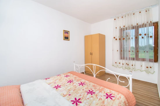 Domek Severní Dalmácie - Lišane Tinjske DA 8257 N1