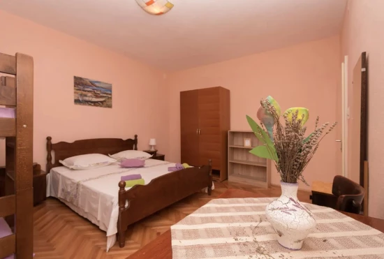 Apartmán Střední Dalmácie - Podgora DA 8266 N1