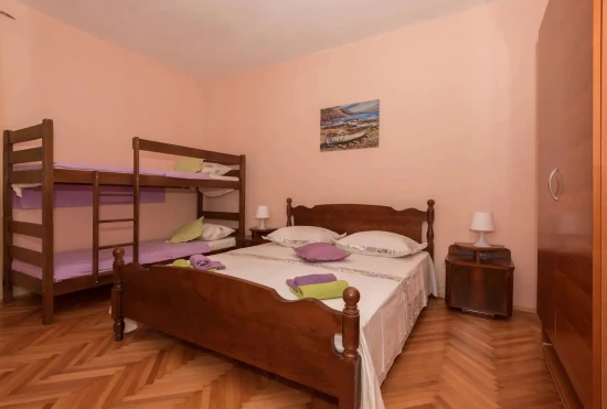 Apartmán Střední Dalmácie - Podgora DA 8266 N1