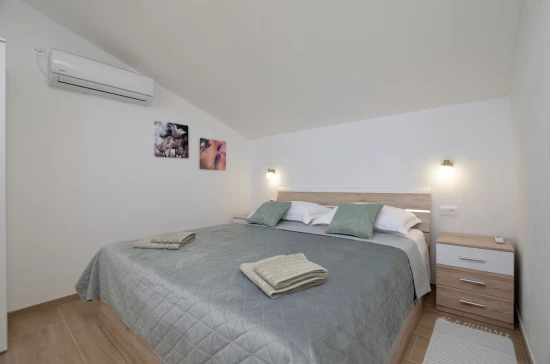 Domek Istrie - Lašići IS 7137 N1