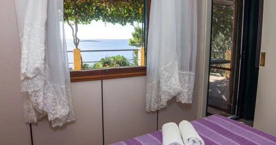 Domek Ostrov Šolta - Maslinica OS 10168 N1