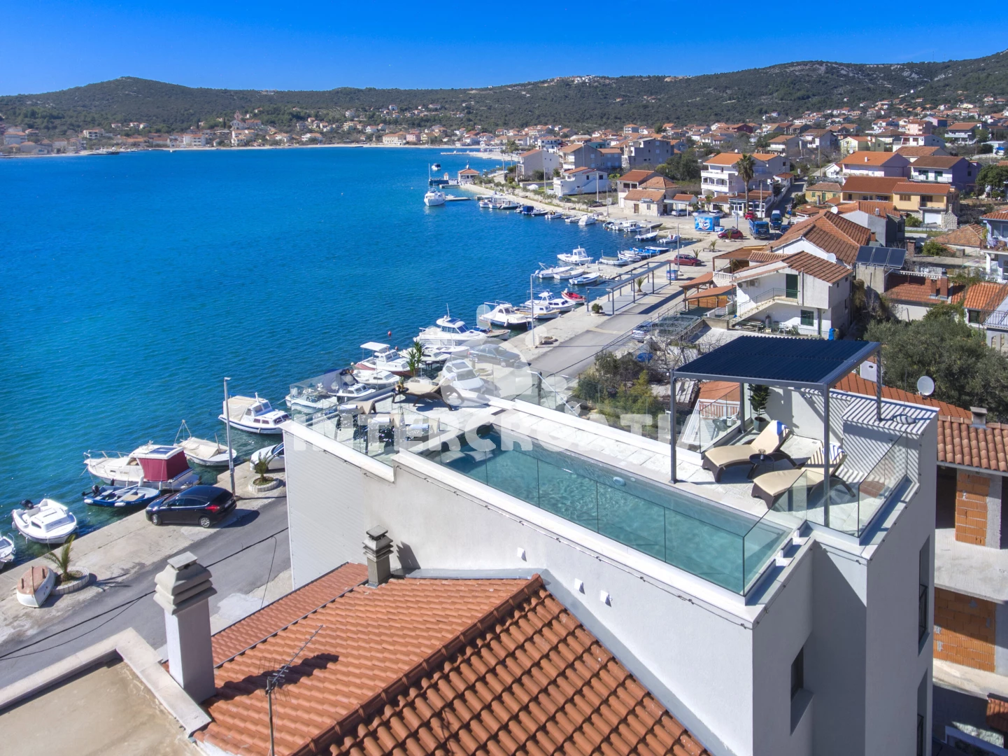 Vila Střední Dalmácie - Vinišće DA 8283 N1