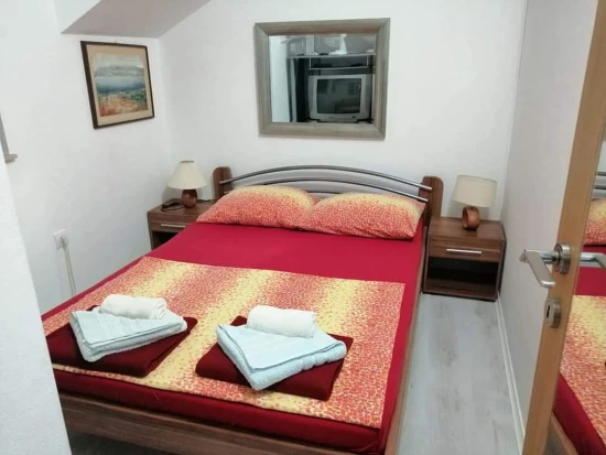 Domek Ostrov Brač - Škrip (Supetar) OS 10170 N1