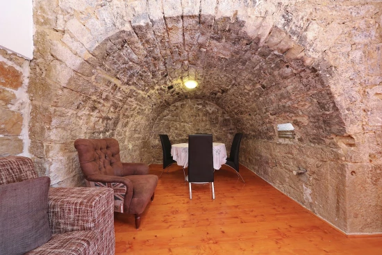 Vila Severní Dalmácie - Nadin DA 8285 N1