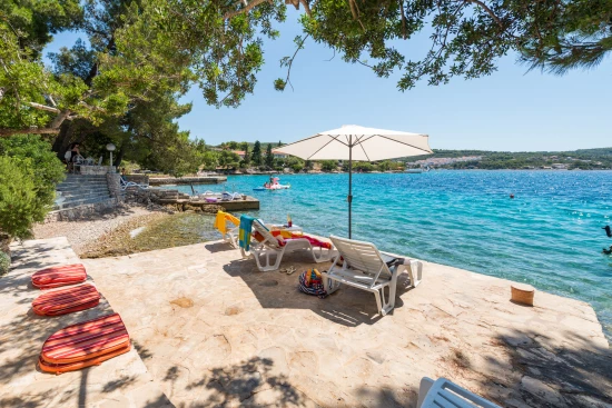 Domek Ostrov Šolta - Nečujam OS 10172 N1