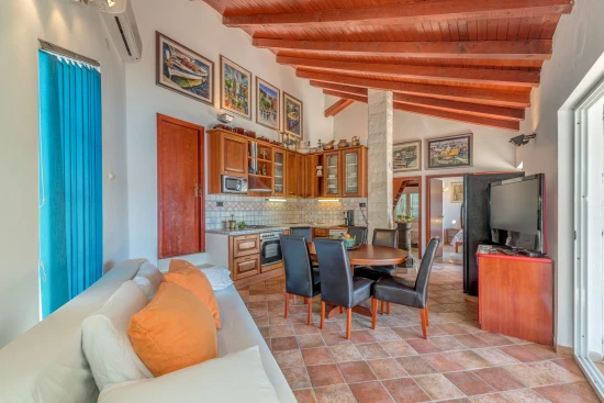 Domek Ostrov Šolta - Nečujam OS 10172 N1