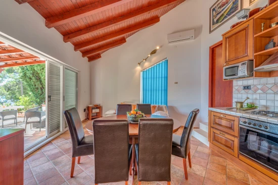 Domek Ostrov Šolta - Nečujam OS 10172 N1