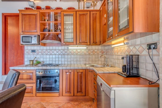 Domek Ostrov Šolta - Nečujam OS 10172 N1