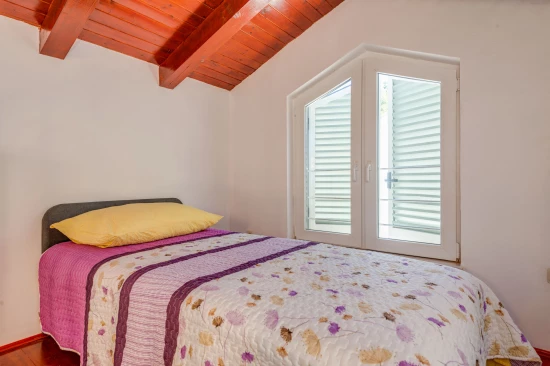 Domek Ostrov Šolta - Nečujam OS 10172 N1