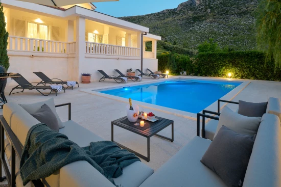 Vila Střední Dalmácie - Žrnovnica DA 8291 N1