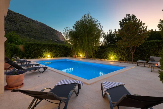 Vila Střední Dalmácie - Žrnovnica DA 8291 N1