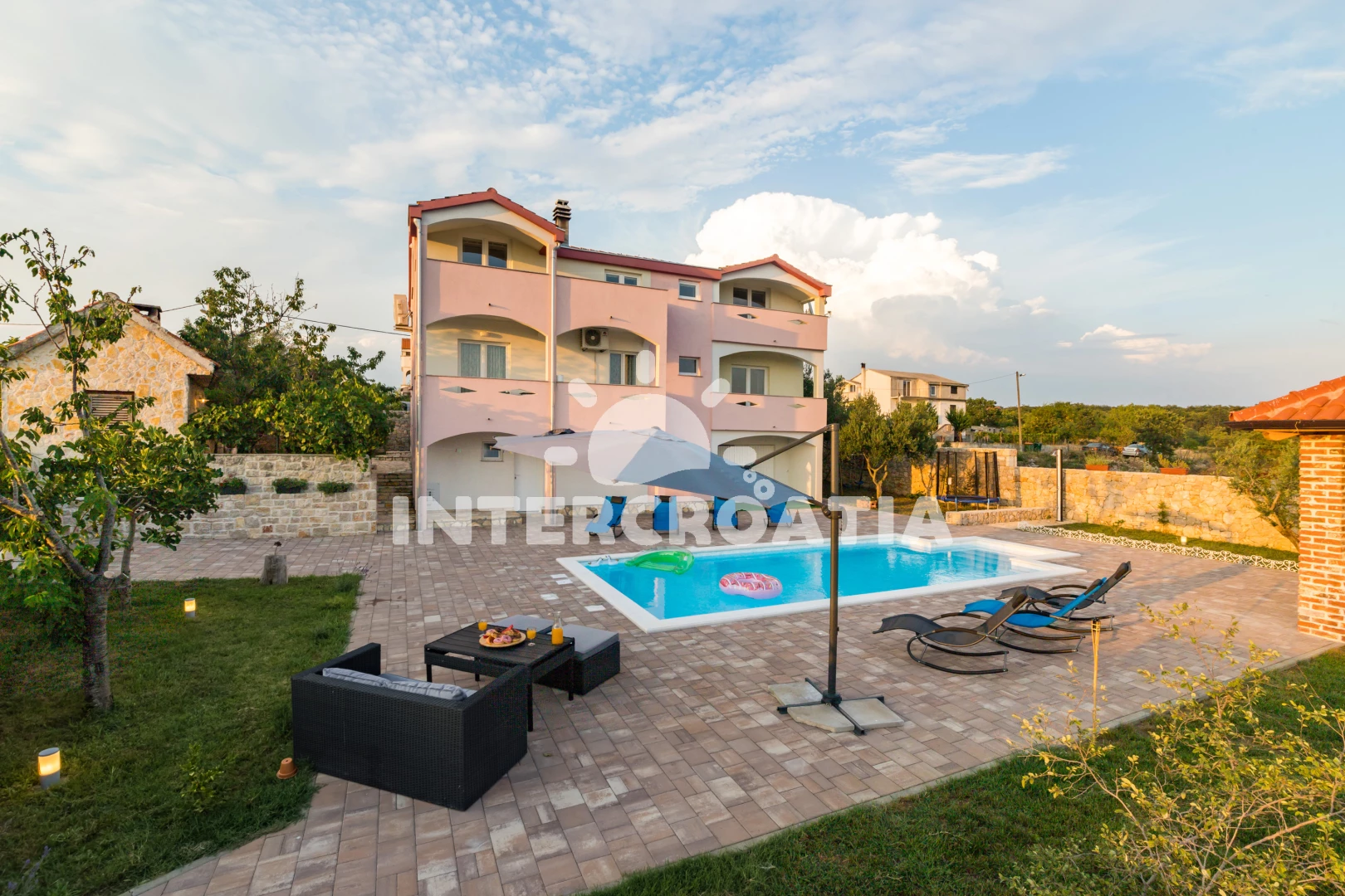 Vila Severní Dalmácie - Radovin (Ražanac) DA 8299 N1