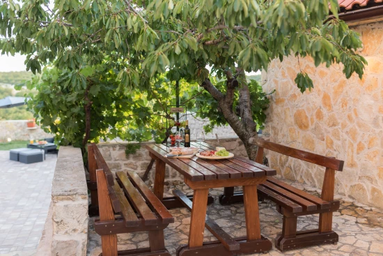 Vila Severní Dalmácie - Radovin (Ražanac) DA 8299 N1