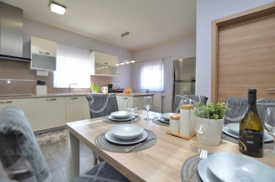 Vila Istrie - Nedešćina (Labin) IS 7143 N1