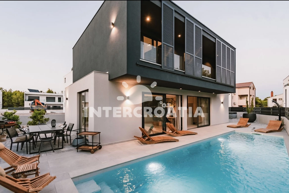 Vila Severní Dalmácie - Srima (Vodice) DA 8302 N1