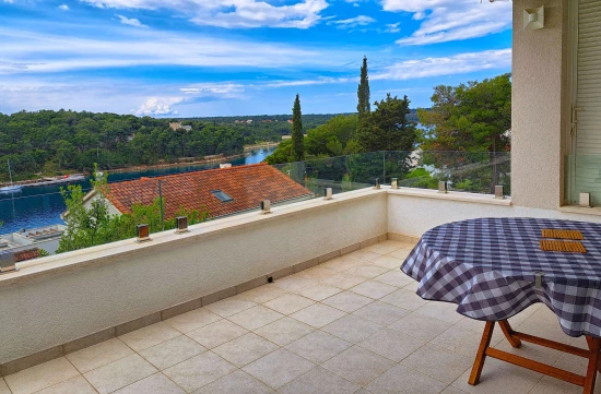 Apartmán Ostrov Brač - Milna (Hvar) OS 10186 N1