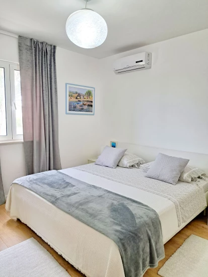 Apartmán Ostrov Brač - Milna (Hvar) OS 10186 N1