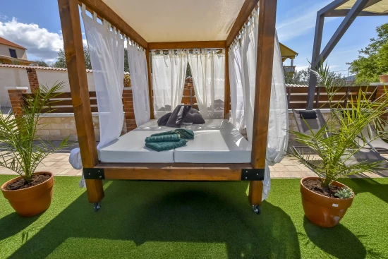 Vila Střední Dalmácie - Polača DA 8305 N1