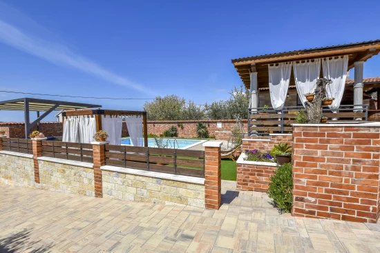 Vila Střední Dalmácie - Polača DA 8305 N1