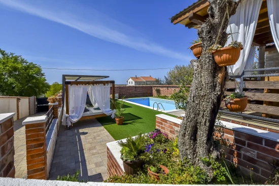 Vila Střední Dalmácie - Polača DA 8305 N1