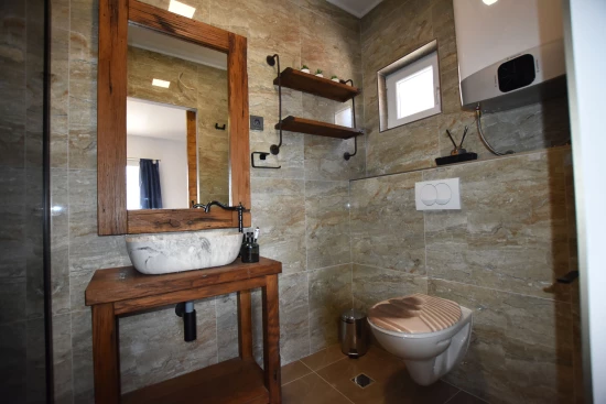 Vila Střední Dalmácie - Polača DA 8305 N1