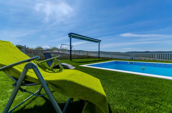 Domek Střední Dalmácie - Lećevica DA 8306 N1