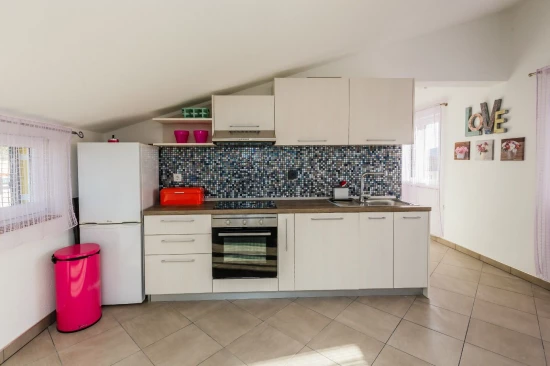 Domek Střední Dalmácie - Lećevica DA 8306 N1