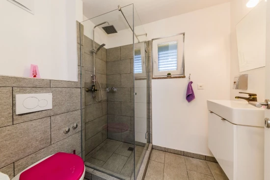 Domek Střední Dalmácie - Lećevica DA 8306 N1