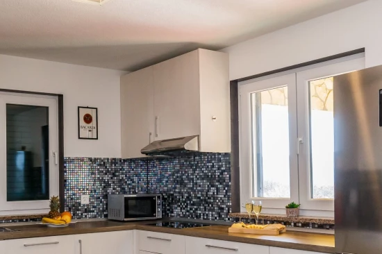 Domek Střední Dalmácie - Lećevica DA 8306 N1