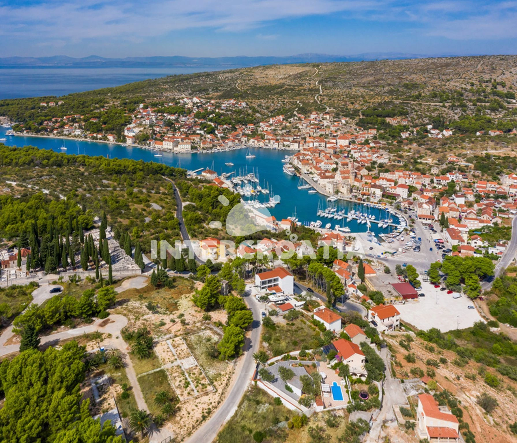 Vila Ostrov Brač - Milna (Hvar) OS 10189 N1