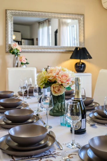 Vila Ostrov Brač - Milna (Hvar) OS 10189 N1