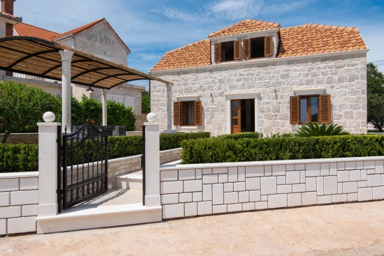 Vila Jižní Dalmácie - Lovište DA 8310 N1