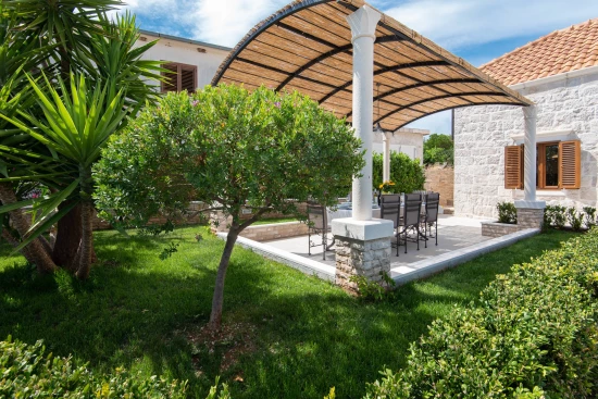 Vila Jižní Dalmácie - Lovište DA 8310 N1