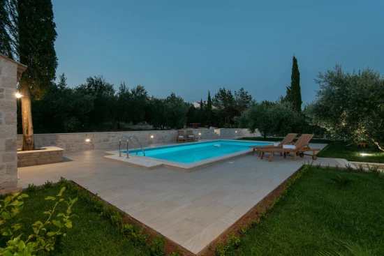 Vila Jižní Dalmácie - Lovište DA 8310 N1