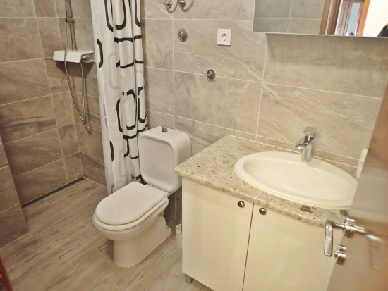 Domek Severní Dalmácie - Starigrad Paklenica DA 8315 N1