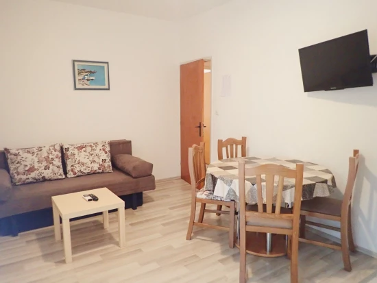 Apartmán Severní Dalmácie - Starigrad Paklenica DA 8320 N1