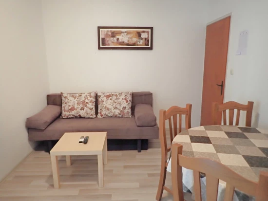 Apartmán Severní Dalmácie - Starigrad Paklenica DA 8320 N1