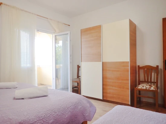 Apartmán Severní Dalmácie - Starigrad Paklenica DA 8320 N1