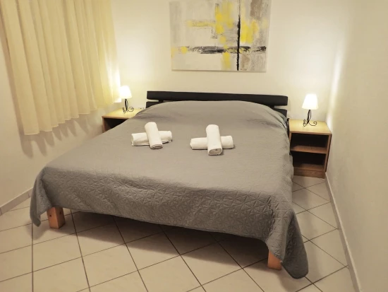 Apartmán Severní Dalmácie - Starigrad Paklenica DA 8320 N2