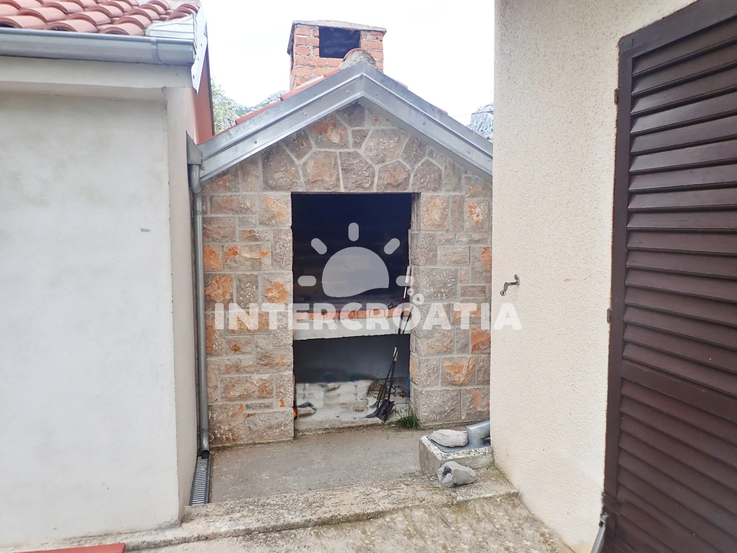 Apartmán Severní Dalmácie - Starigrad Paklenica DA 8324 N1