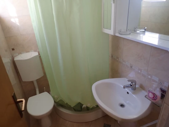 Apartmán Severní Dalmácie - Starigrad Paklenica DA 8330 N2