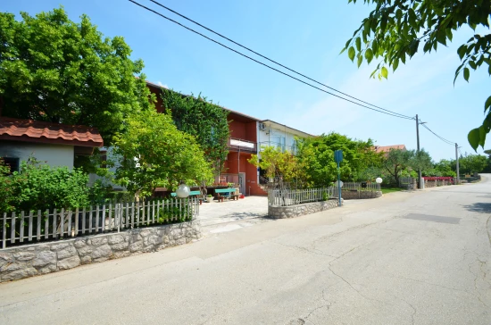 Apartmán Severní Dalmácie - Starigrad Paklenica DA 8331 N1